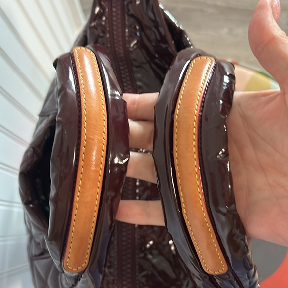 Like new MZ Wallace SMALL metro tote burgundy lacquer bag - Picture 5 of 8